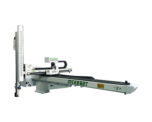 注塑厂为什么要选择注塑机械手